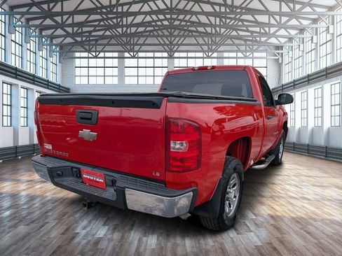 Used 2011 Chevrolet Silverado 1500 W/T w/ LS Package AWD/4WD image 4