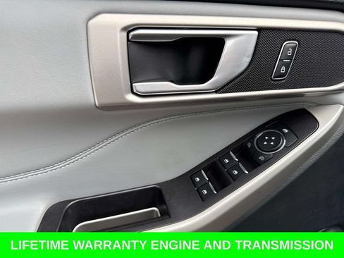 Used 2023 Ford Explorer XLT w/ Equipment Group 202A RWD image 21