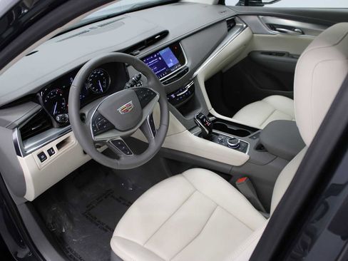 Certified 2023 Cadillac XT5 Premium Luxury image 15