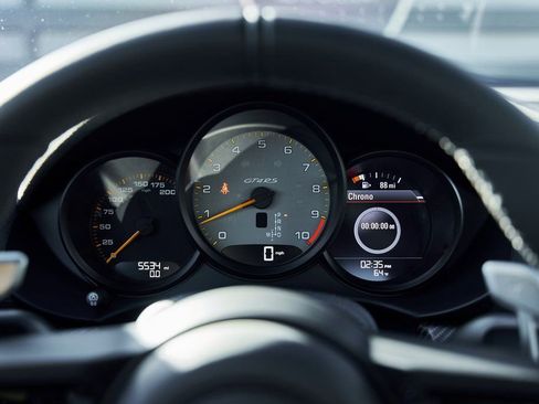 Used 2024 Porsche 718 Cayman GT4 RS w/ Weissach Package image 48