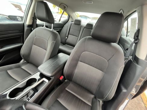 Used 2024 Nissan Altima 2.5 SV FWD image 36