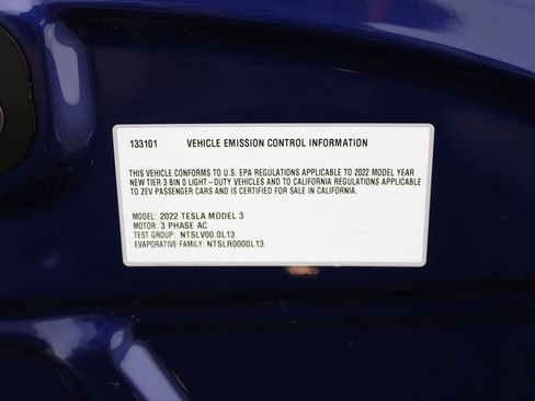 Used 2022 Tesla Model 3 image 34