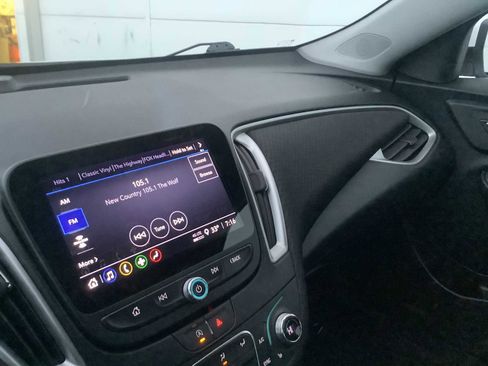 Used 2024 Chevrolet Malibu LT image 17