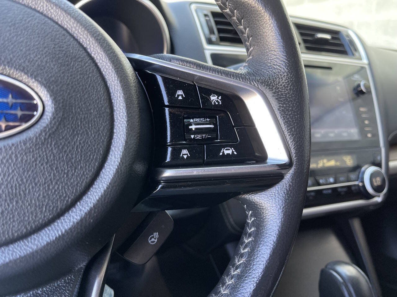 Used 2019 Subaru Outback 3.6R Touring w/ Popular Package #3A AWD/4WD image 20