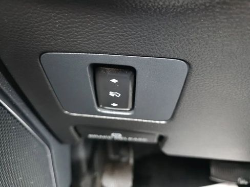 Used 2022 Ford F250 Lariat image 32