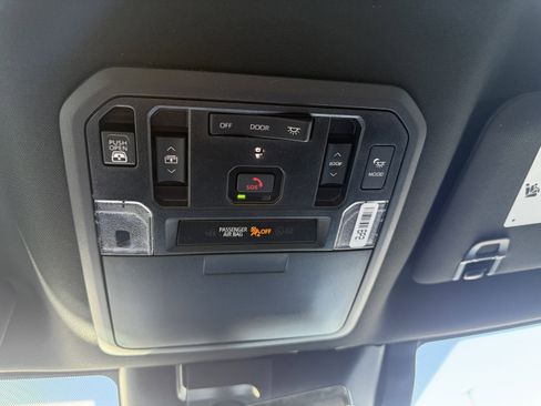 New 2026 Toyota Tundra Platinum AWD/4WD image 16