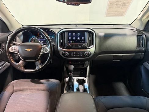 Used 2022 Chevrolet Colorado LT w/ LT Convenience Package RWD image 13