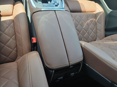 New 2026 BMW X5 xDrive40i w/ Executive Package AWD/4WD image 23