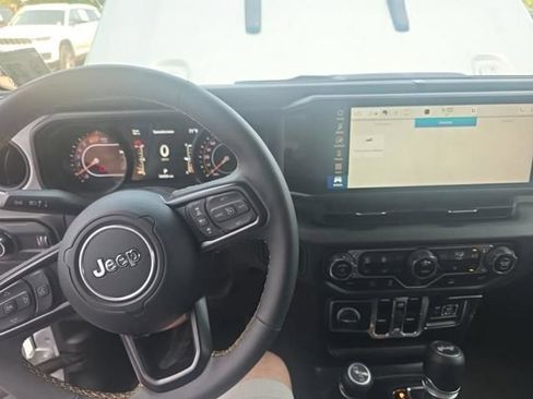 Used 2024 Jeep Wrangler Unlimited Sport AWD/4WD image 13