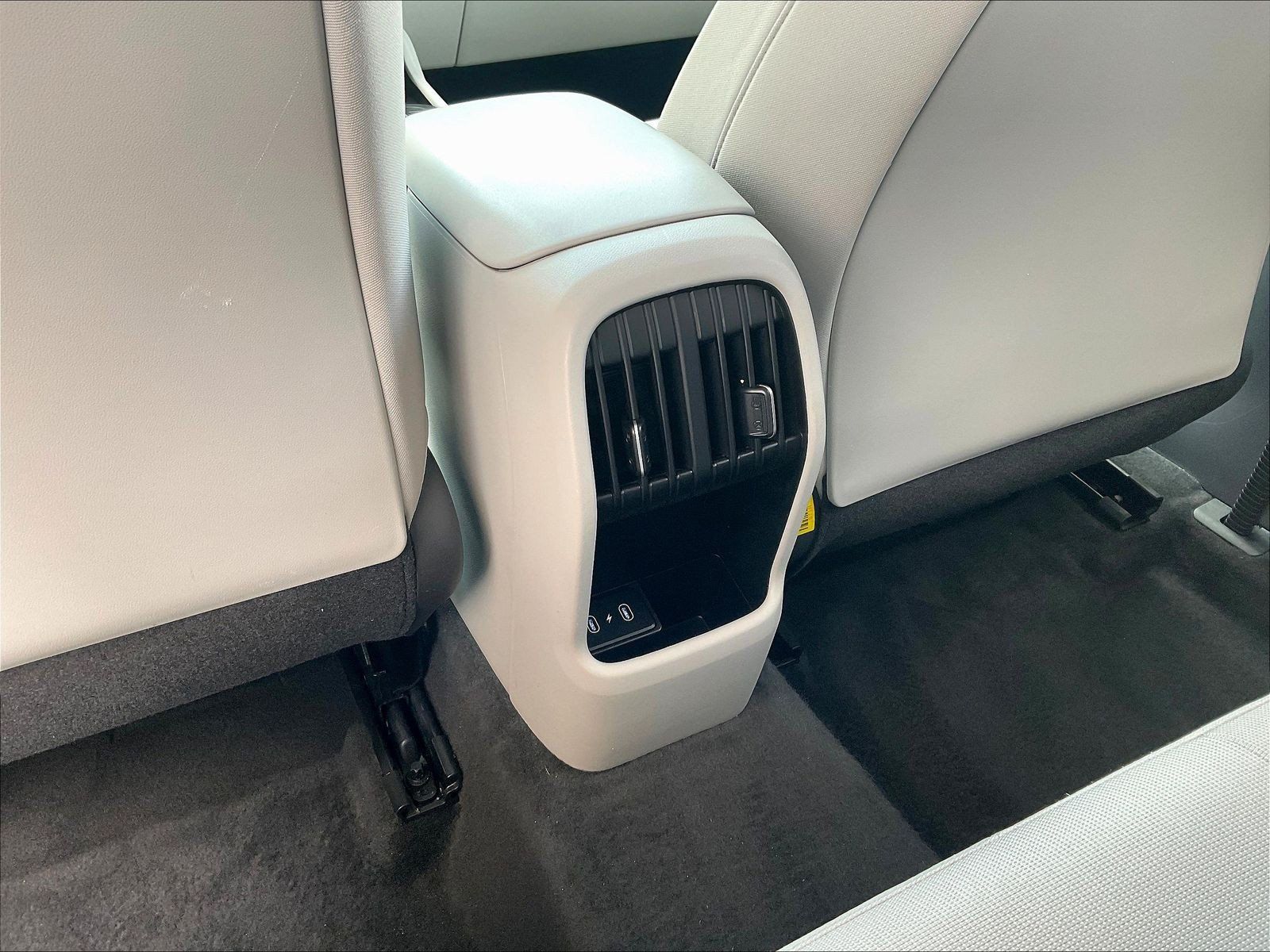 Used 2025 Hyundai Kona SEL AWD/4WD image 10
