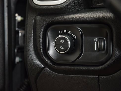 Used 2022 RAM 2500 Big Horn w/ Level C Equiment Group image 33