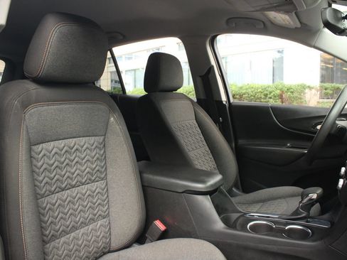 Used 2022 Chevrolet Equinox LT FWD image 27