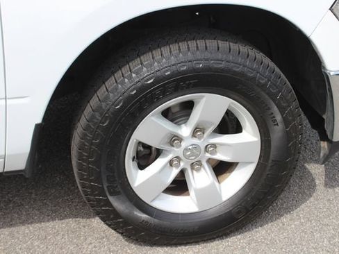 Used 2024 RAM 1500 Classic SLT AWD/4WD image 30