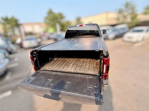 Used 2018 Ford F250 XLT w/ XLT Value Package AWD/4WD image 15