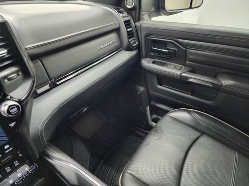 Used 2022 RAM 3500 Limited AWD/4WD image 12