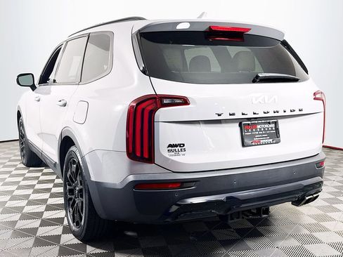 Used 2022 Kia Telluride SX w/ SX Prestige Package AWD/4WD image 5