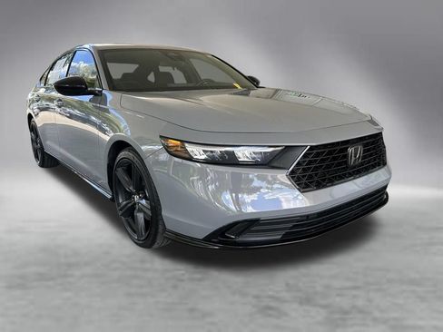 Used 2024 Honda Accord Sport image 2