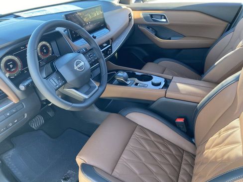 New 2026 Nissan Rogue Platinum w/ Tech Package AWD/4WD image 18