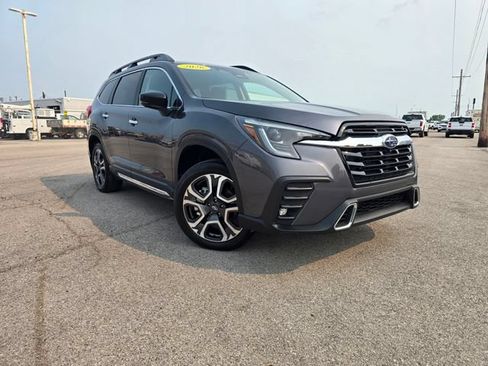 Used 2026 Subaru Ascent Touring AWD/4WD image 1