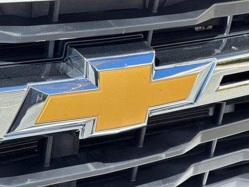 Used 2025 Chevrolet Silverado 2500 LT w/ Convenience Package image 44