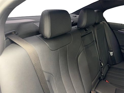 Used 2022 BMW 530i w/ Premium Package image 40