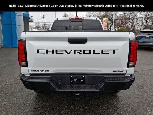 Used 2024 Chevrolet Colorado ZR2 w/ Safety Package image 9