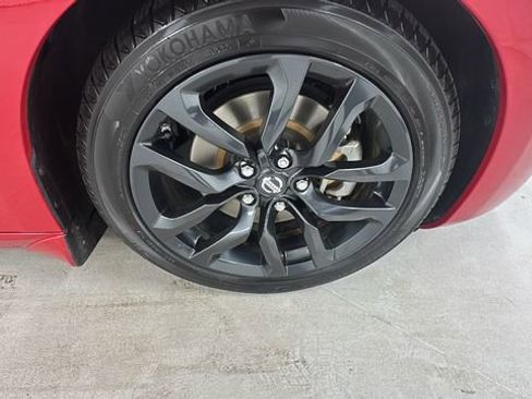 Used 2017 Nissan 370Z Touring image 9