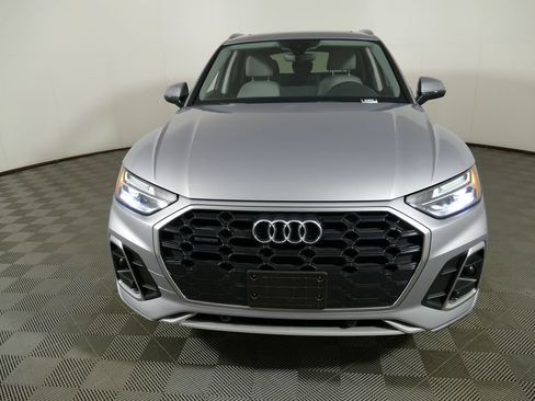 Certified 2022 Audi Q5 2.0T Premium w/ Convenience Package AWD/4WD image 8