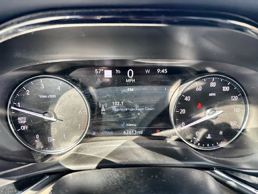 Used 2022 Buick Envision Avenir w/ Technology Package II FWD image 10
