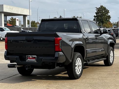 New 2025 Toyota Tacoma SR5 image 4
