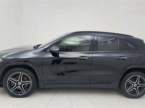 Used 2025 Mercedes-Benz GLA 250 4MATIC image 3