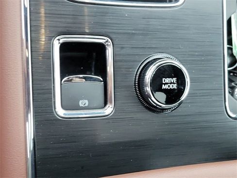 New 2025 Lincoln Aviator Reserve image 6