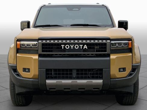 Used 2026 Toyota Land Cruiser w/ Premium Package AWD/4WD image 4