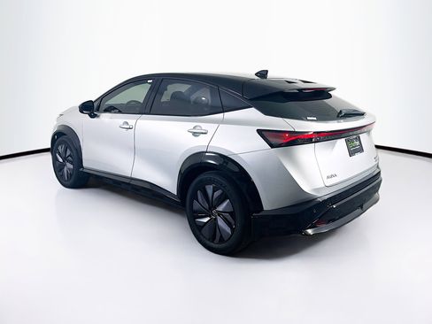 Used 2023 Nissan Ariya AWD image 5