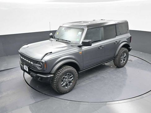 New 2025 Ford Bronco Badlands image 49