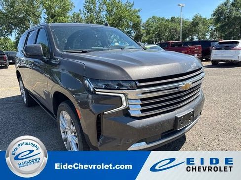 Used 2021 Chevrolet Tahoe High Country w/ Premium Package AWD/4WD image 1