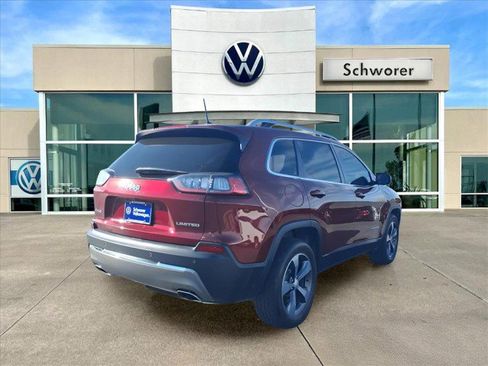 Used 2019 Jeep Cherokee Limited image 4