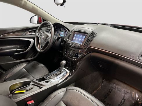 Used 2015 Buick Regal Premium w/ Experience Buick Package image 28