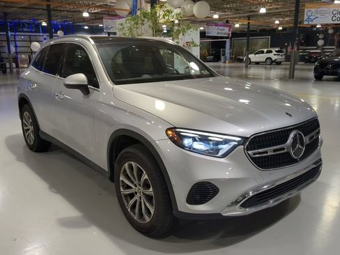 Certified 2023 Mercedes-Benz GLC 300 4MATIC image 5