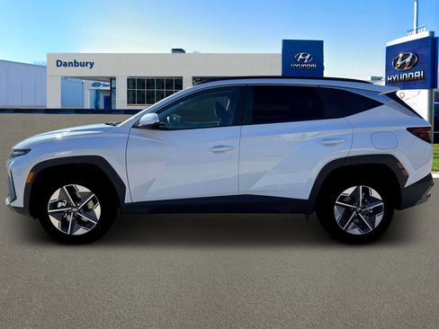 New 2026 Hyundai Tucson SEL image 3