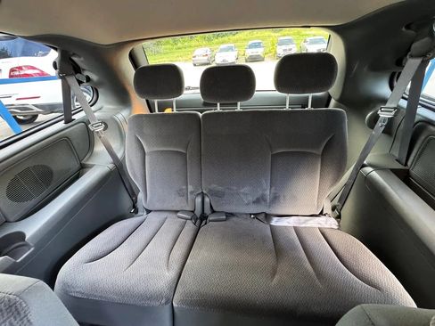 Used 2006 Dodge Grand Caravan SXT FWD image 21