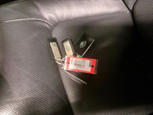 Used 2021 Land Rover Range Rover Westminster Edition image 29