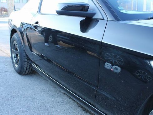 Used 2013 Ford Mustang GT image 40