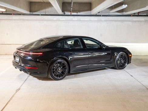 Used 2026 Porsche Panamera GTS AWD/4WD image 9