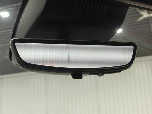 Used 2023 GMC Sierra 1500 Denali AWD/4WD image 8