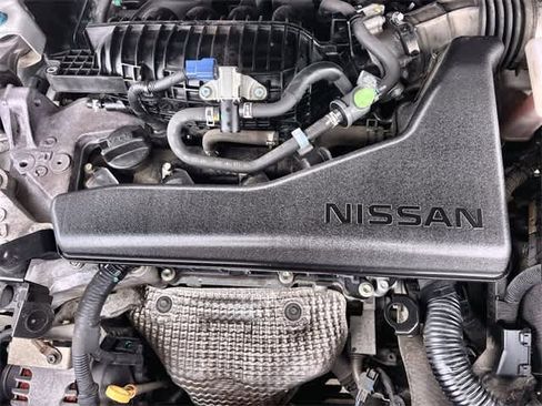 Used 2017 Nissan Rogue S image 10