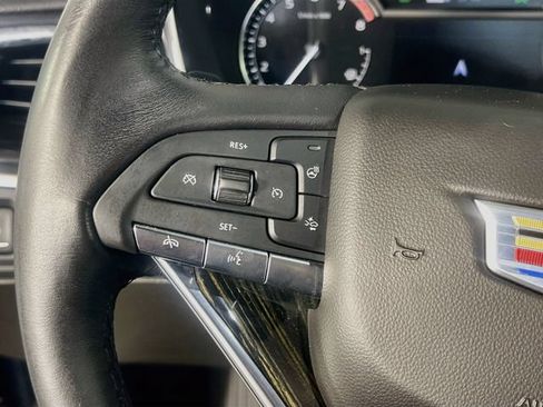Used 2023 Cadillac XT6 Premium Luxury AWD/4WD image 17