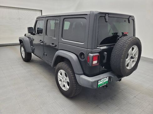 Used 2018 Jeep Wrangler Unlimited Sport S AWD/4WD image 5
