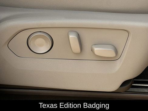 New 2026 GMC Sierra 1500 SLT image 25