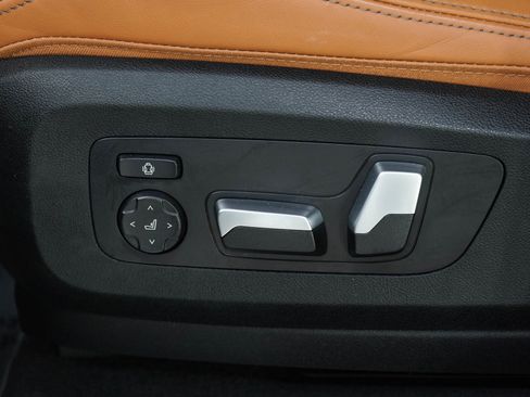 Used 2024 BMW X5 xDrive40i AWD/4WD image 26
